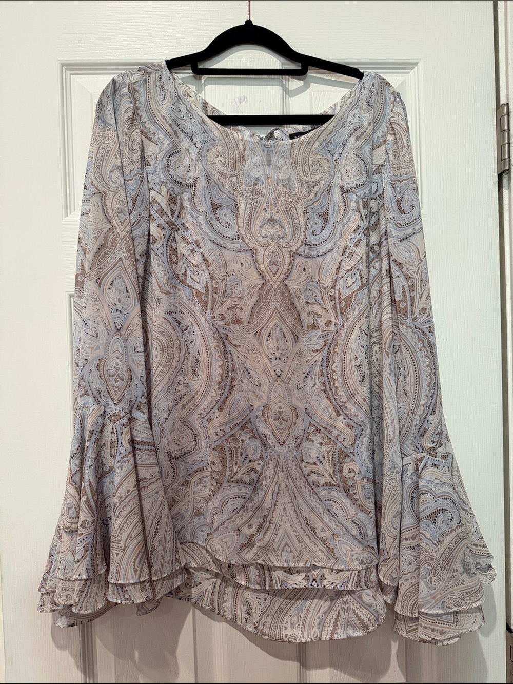 White House Black Market Paisley Bell Sleeve Blouse in White and Gray